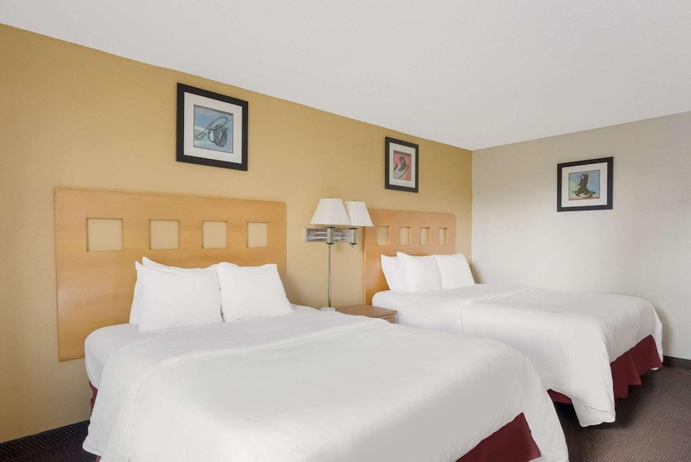 Quality Inn Alice photo 9