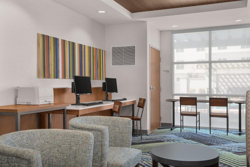 Holiday Inn Express Hotel Sacramento Airport Natomas by IHG photo 23