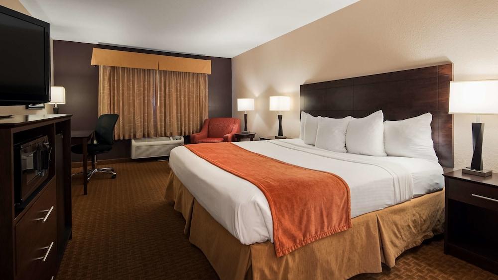 Best Western Flora Inn photo 5