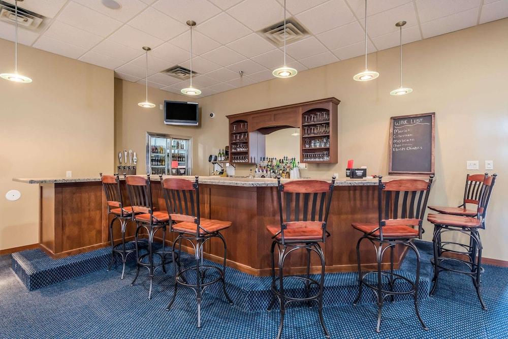 Econo Lodge Rice Lake photo 35