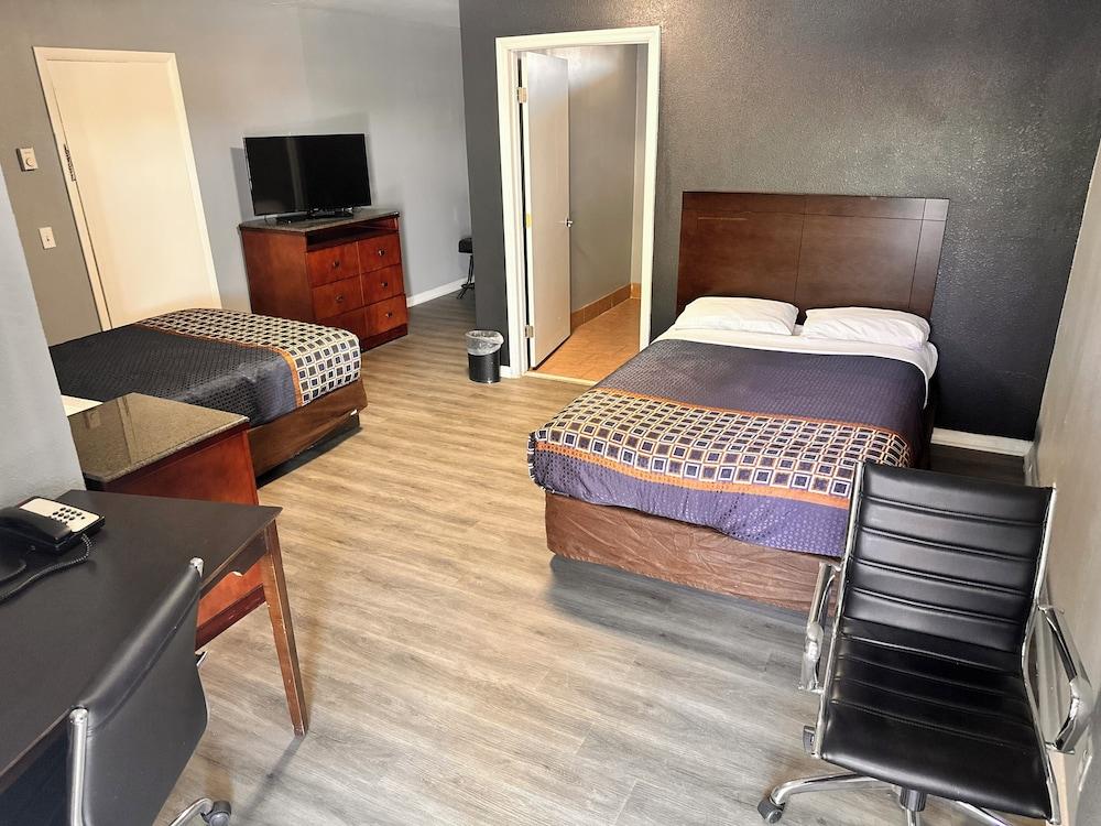 Reed Motel photo 5