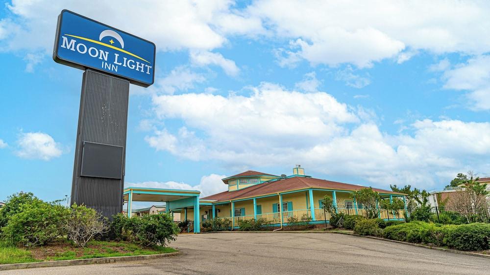 Moonlight Inn Hotel O Hattiesburg, MS photo 3