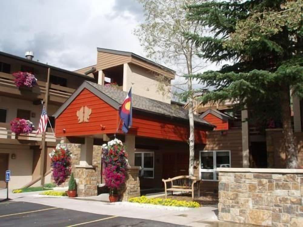 Eagle Point Resort photo 25