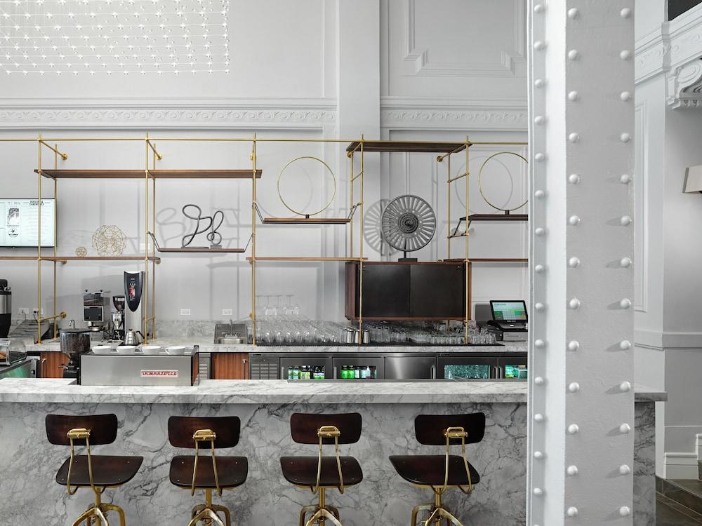 Axiom Hotel photo 40