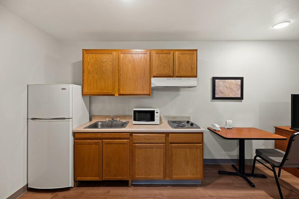 WoodSpring Suites El Paso I-10 Southeast photo 19