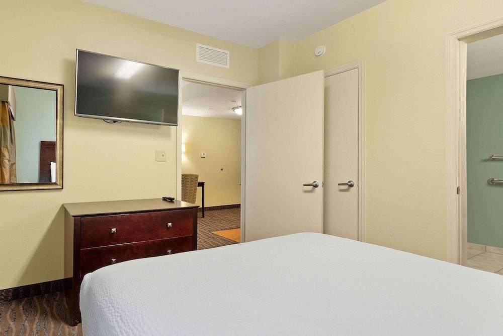 Extended Stay America Premier Suites Lakeland I4 photo 31