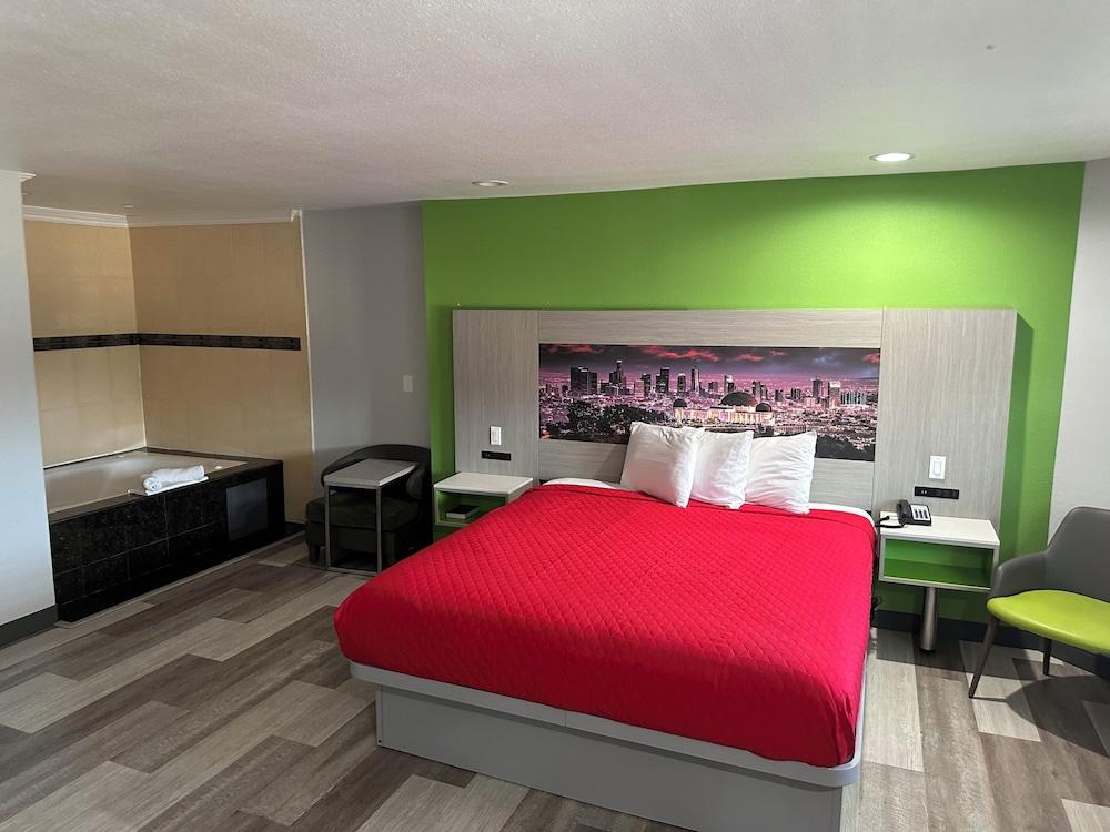 Garden Inn photo 25