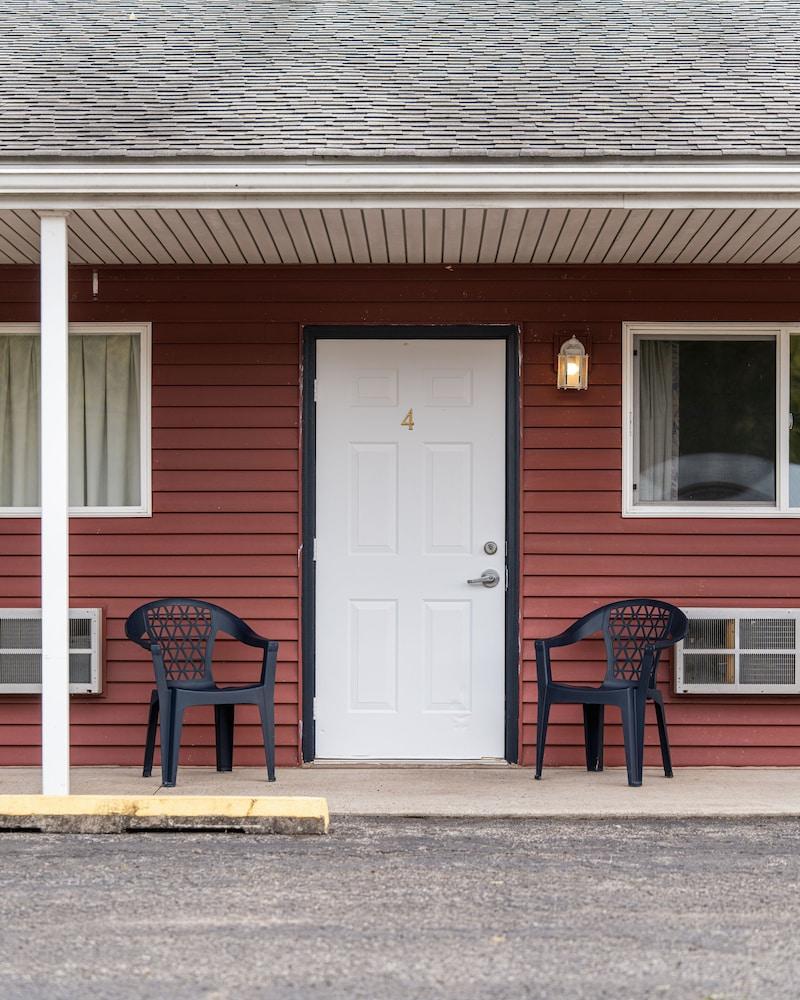 Inn at Octagon Acres photo 4