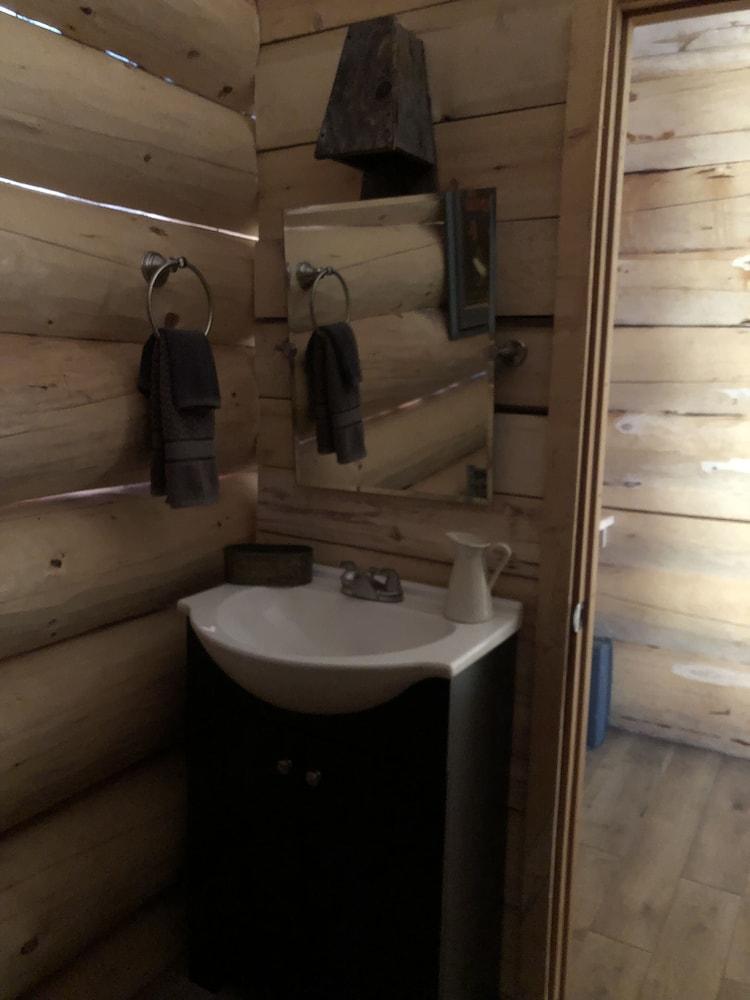 Wrangell Mountain Lodge photo 76