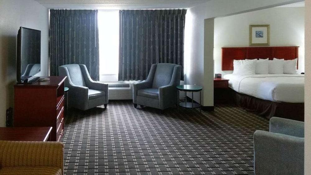Motel 6 Hastings, NE photo 51
