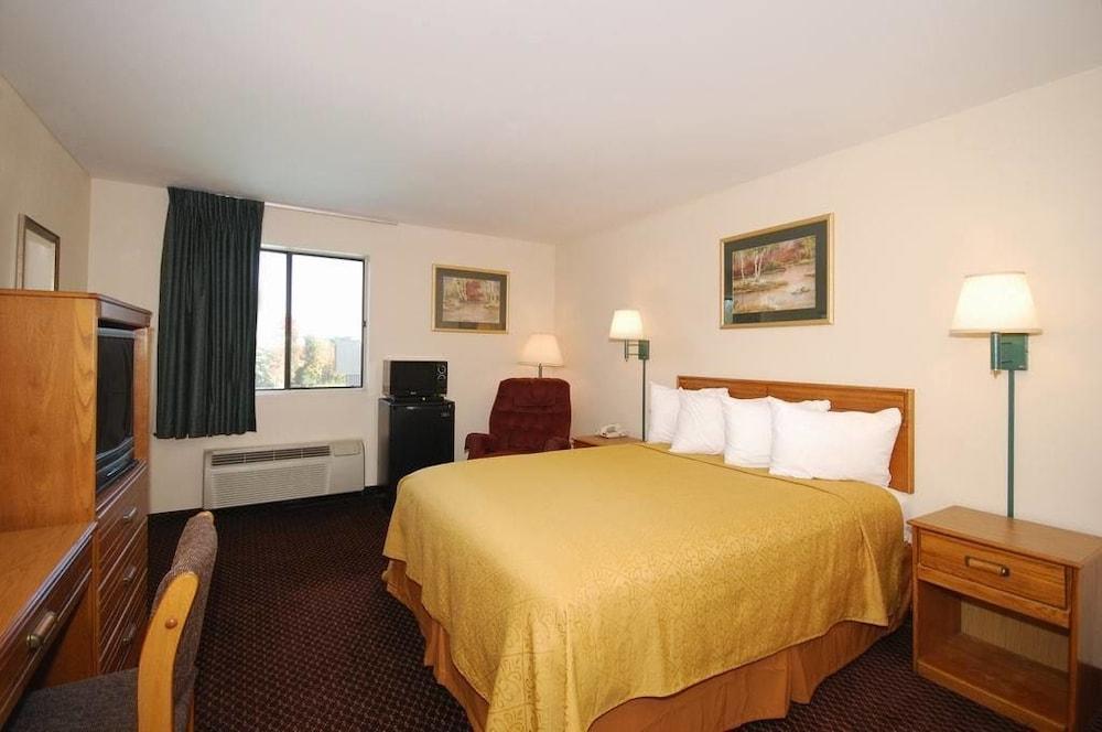 Quality Inn Pell City I-20 exit 158 photo 5