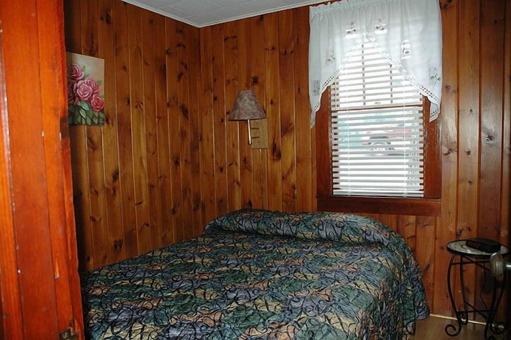 Channel Watefront Cottages photo 28