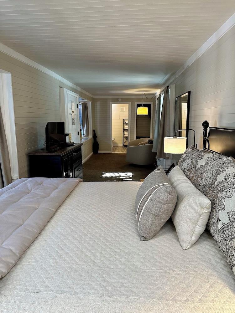Napa Valley Railway Inn photo 11
