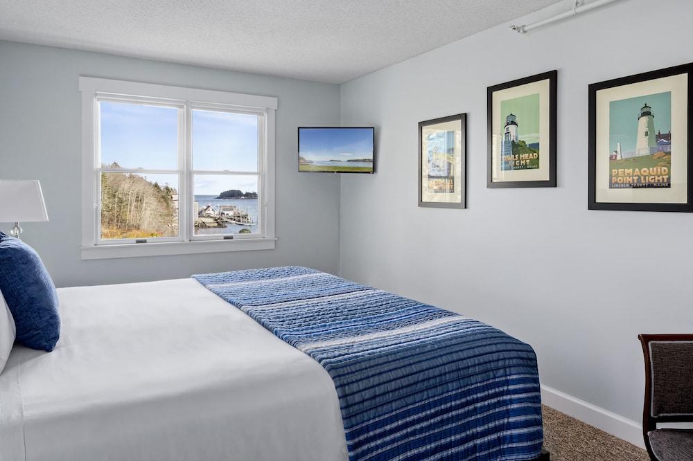 East Wind Inn on the Water photo 62