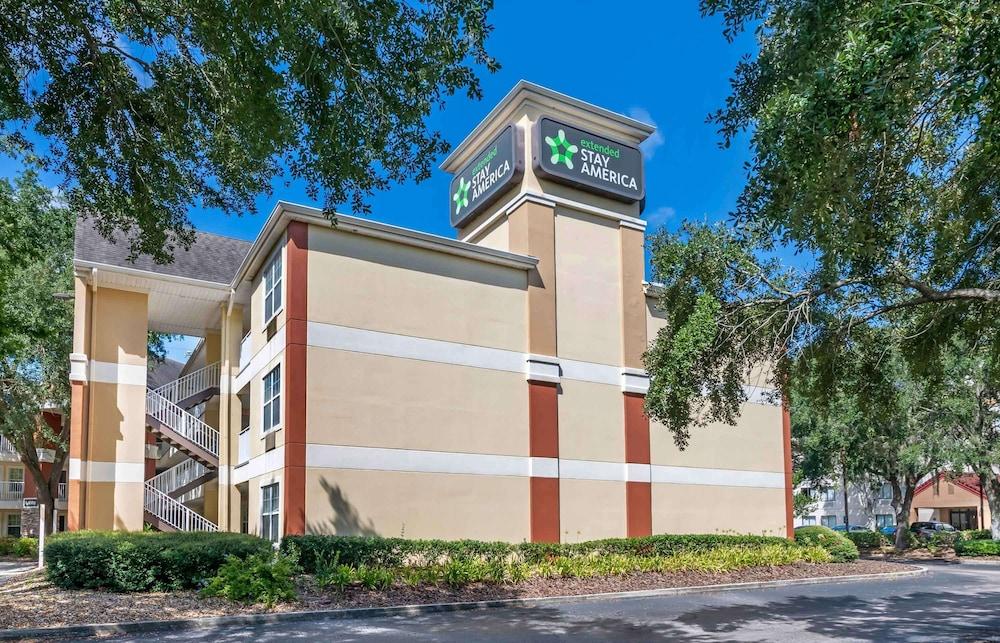 Extended Stay America Select Suites Gainesville I-75 photo 1