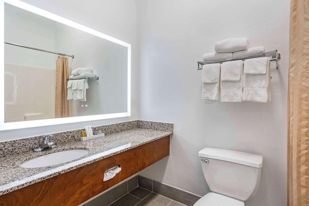 Country Inn & Suites by Radisson, Pickerington, OH photo 11