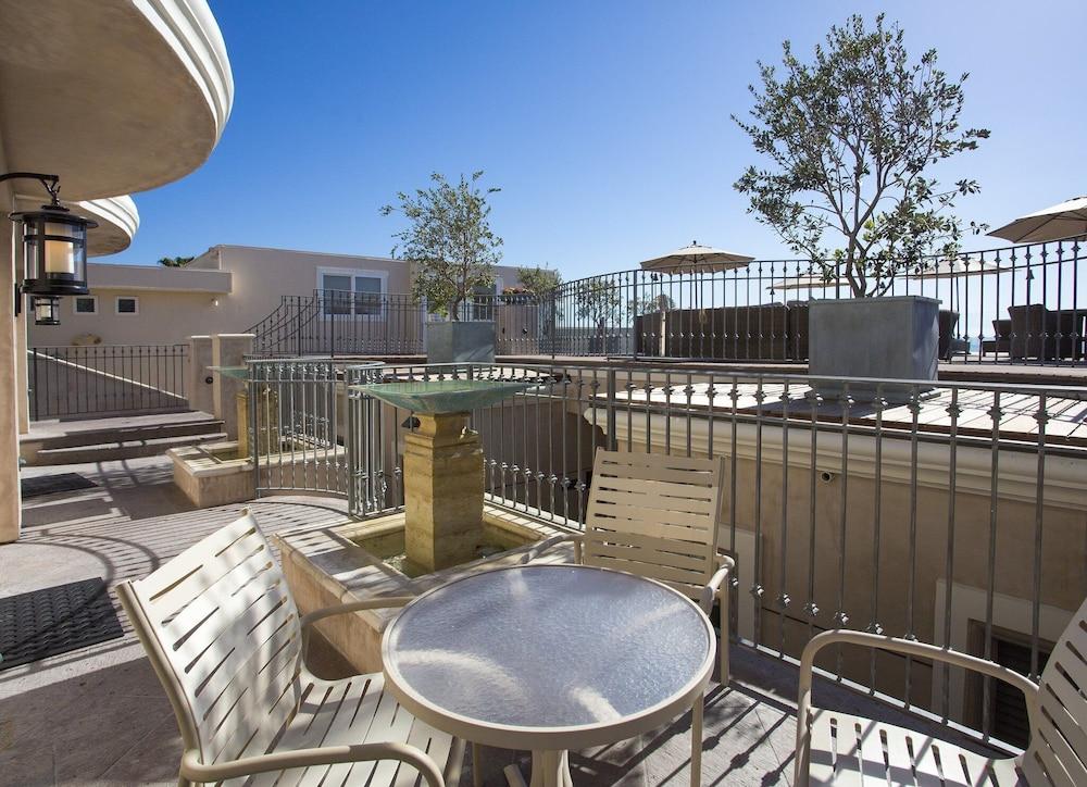 Sunset Cove Villas in Laguna Beach photo 46