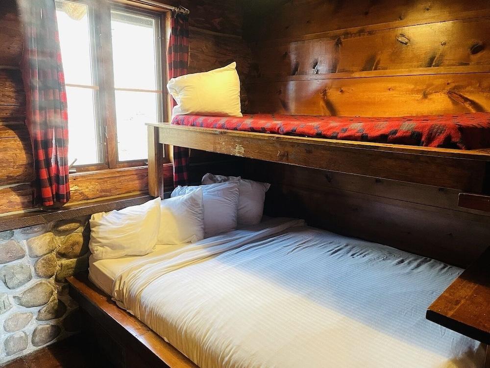 Drummond Island Resort photo 43