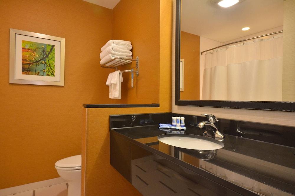 Fairfield Inn & Suites St. Louis Pontoon Beach/Granite City photo 11
