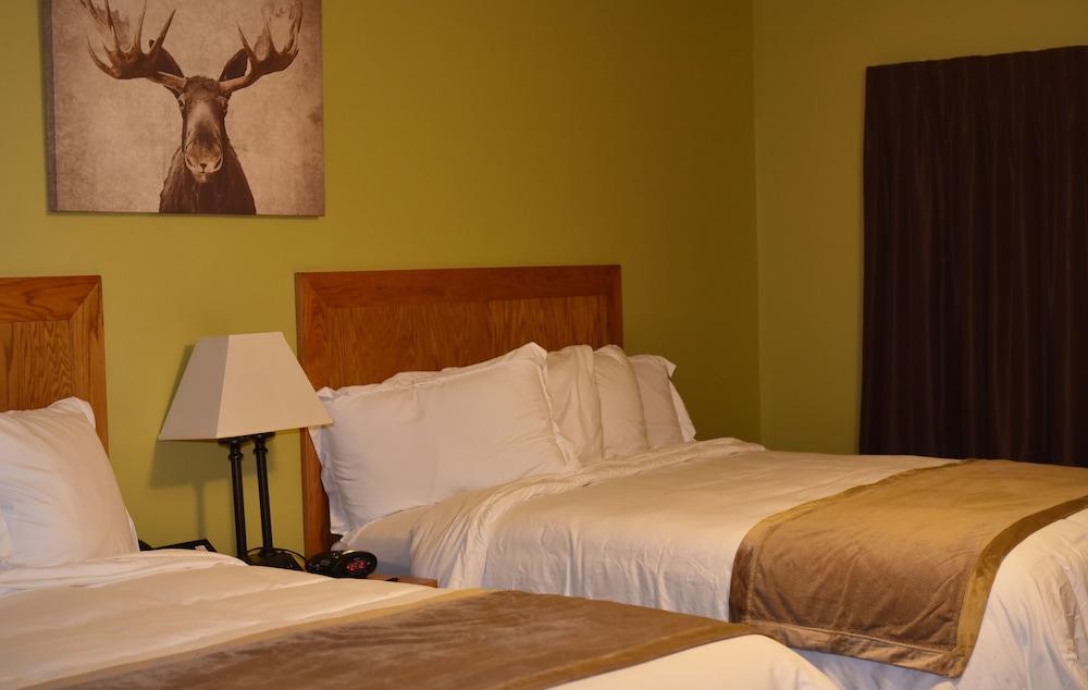 Champions Black Bear Lodge photo 2