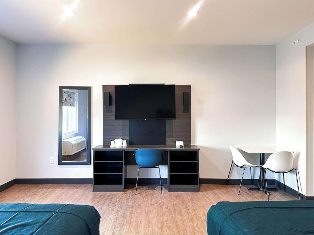 Studio 6 Richmond Airport photo 6