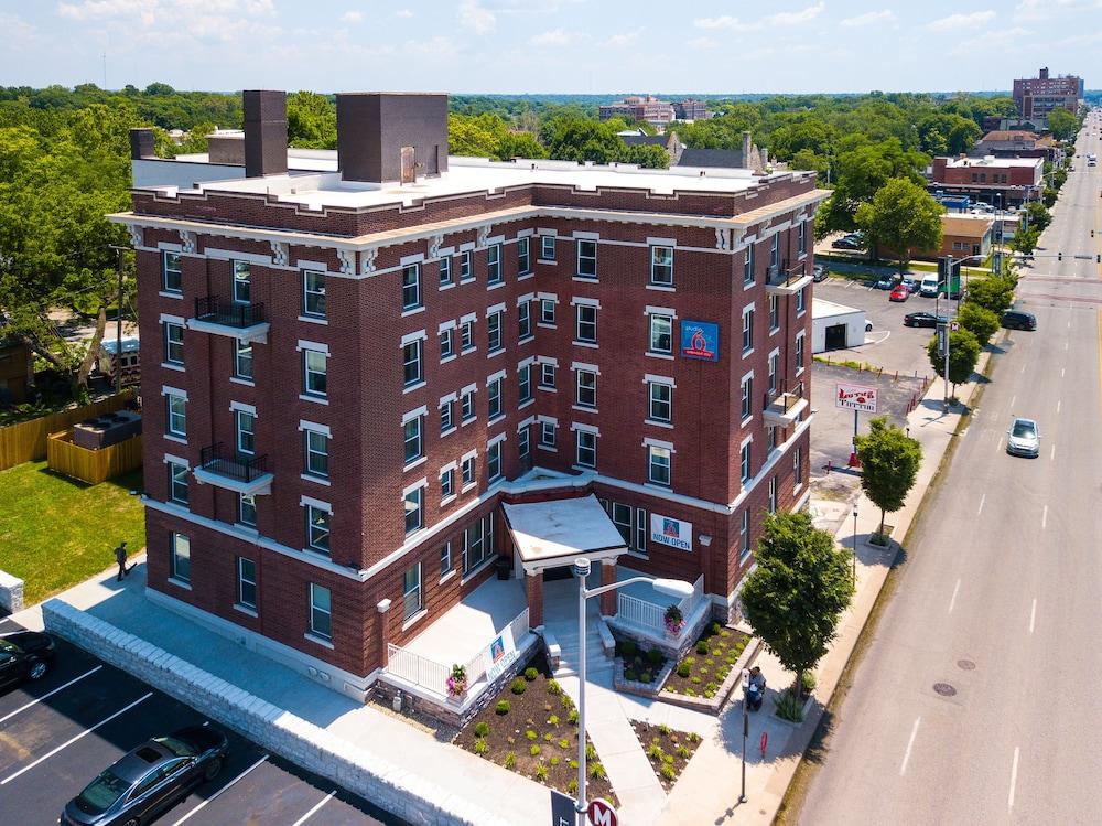 Quality Inn & Suites Kansas City Downtown photo 39