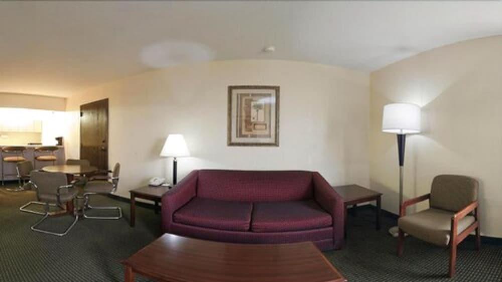 Holiday Inn Express Harlingen by IHG photo 38
