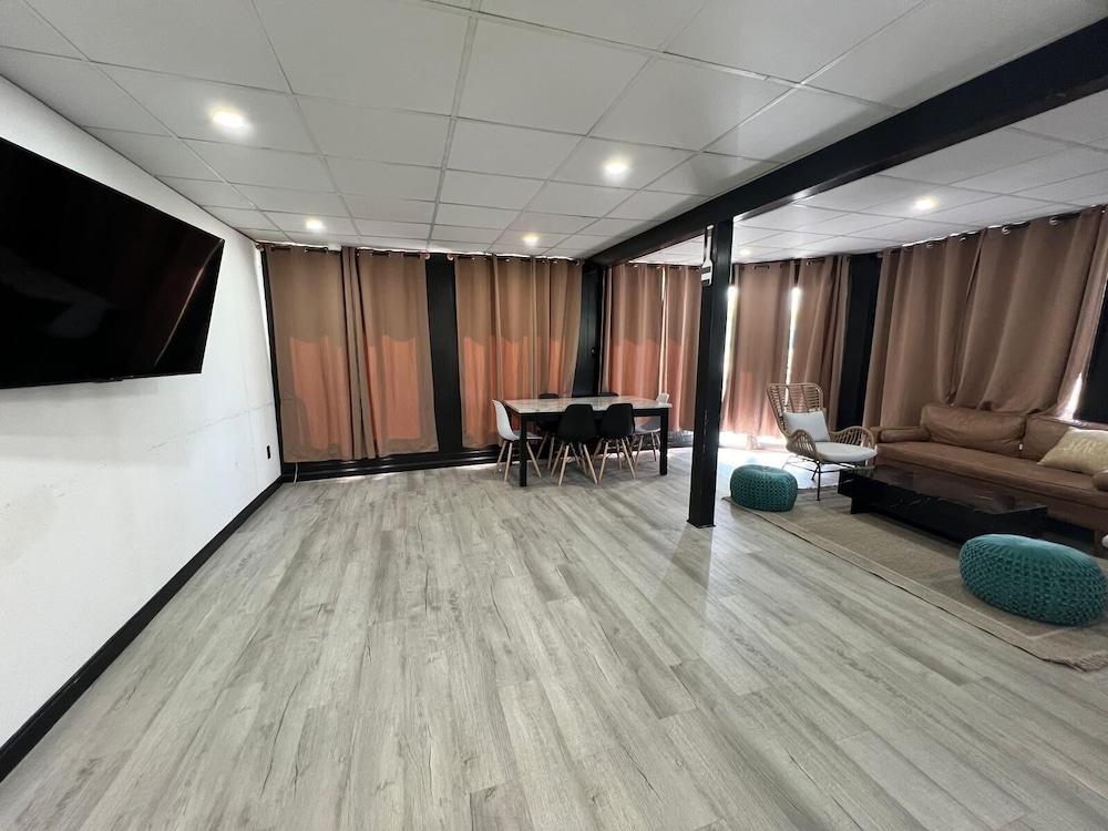 Harborside Suites photo 33