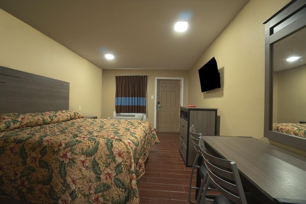 Days Inn by Wyndham Aransas Pass photo 15