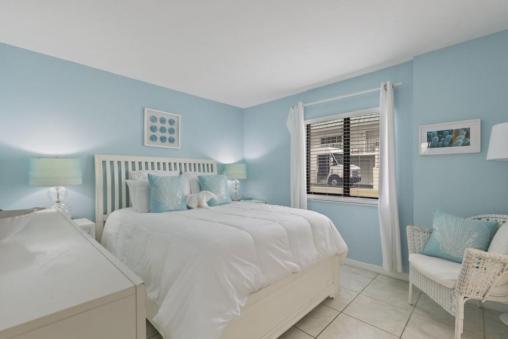 Tropical Suites at Sunglow Resort photo 80