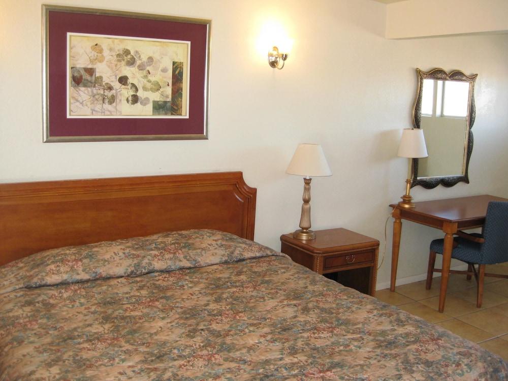 Route 66 Barstow Hotel photo 2