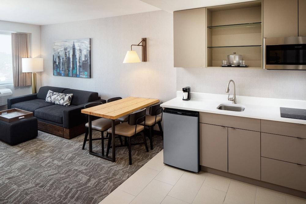 SpringHill Suites by Marriott New York JFK Airport/Jamaica photo 8