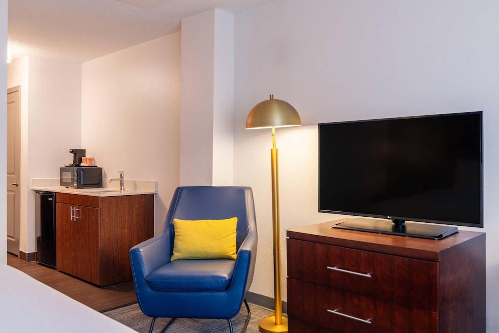 Comfort Inn Danvers - Boston North Shore photo 31