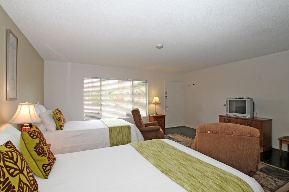 Lido Palms Resort and Spa (Adults Only) photo 6