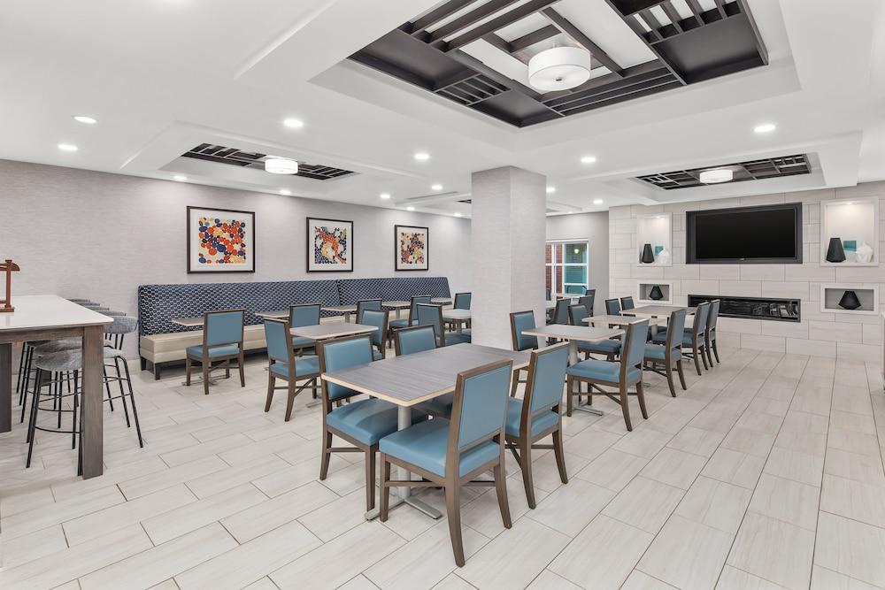 Holiday Inn Express & Suites Greenville-I-85 & Woodruff Rd by IHG photo 29