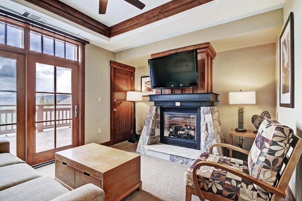 One Ski Hill Place, a RockResort, by Vail Resorts photo 49