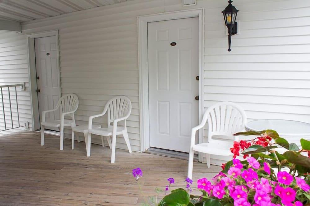 Bay Breeze Resort photo 88