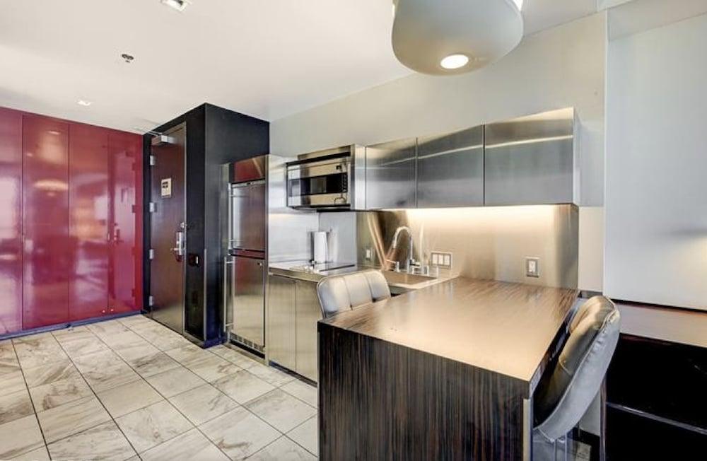 Palms Place Vacation Suites Collection photo 24