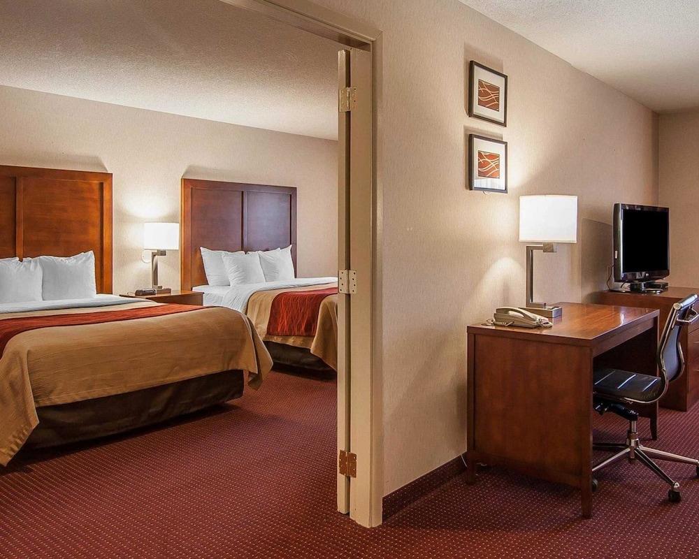 Comfort Inn & Suites Klamath Falls photo 12