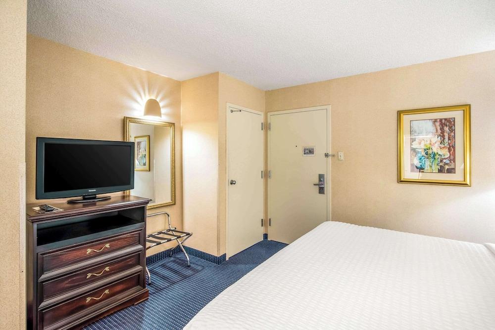 Clarion Inn Grand Junction photo 48