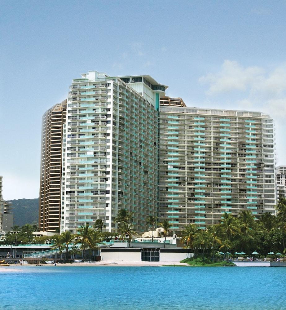 Waikiki Marina Resort at the Ilikai photo 30