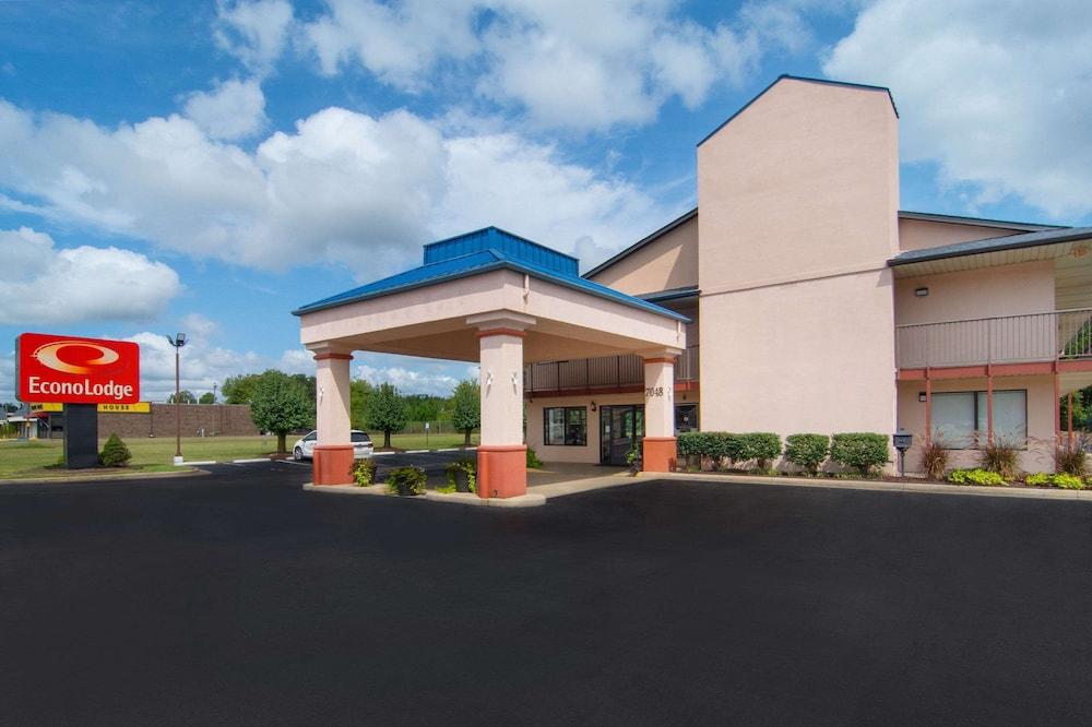 Econo Lodge Battleboro - Rocky Mount I-95 photo 28