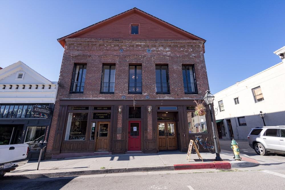 Speakeasy Suites — hotel in Nevada City