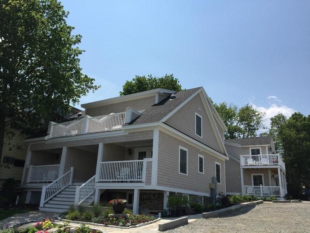 Marginal Way House Hotel photo 54