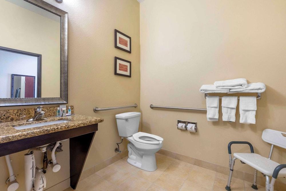 Comfort Inn & Suites Mexia photo 11