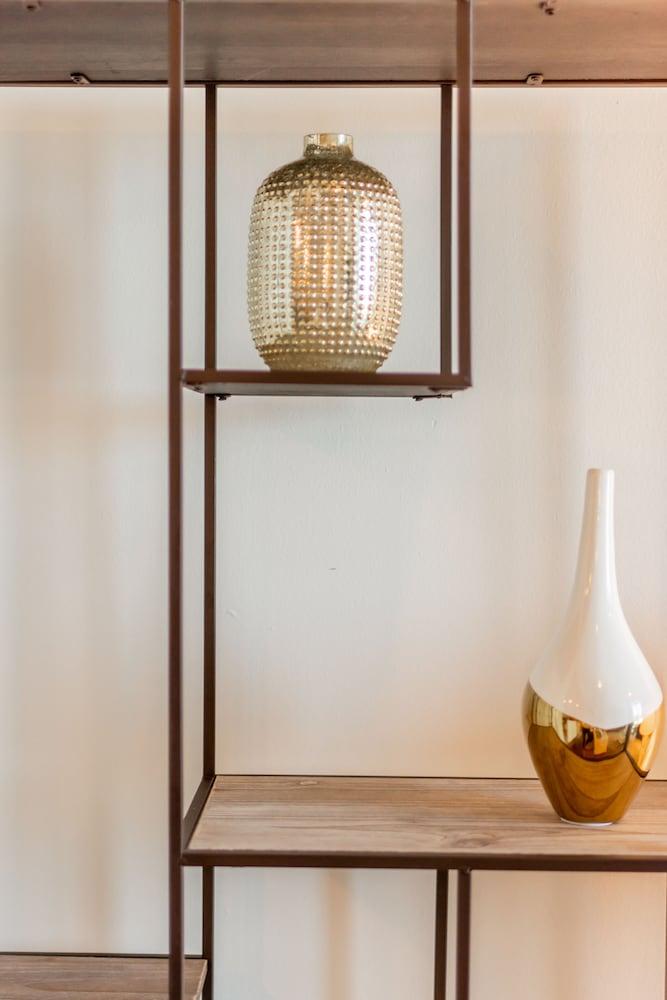CHIC COLLECTION by NOHOTEL on 6th Street photo 20