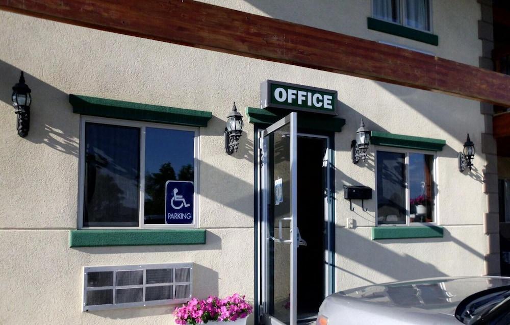Green Gables Inn photo 15
