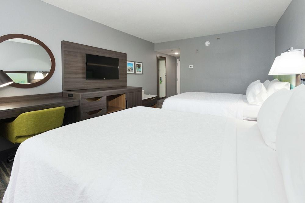 Hampton Inn St. Augustine Beach photo 19