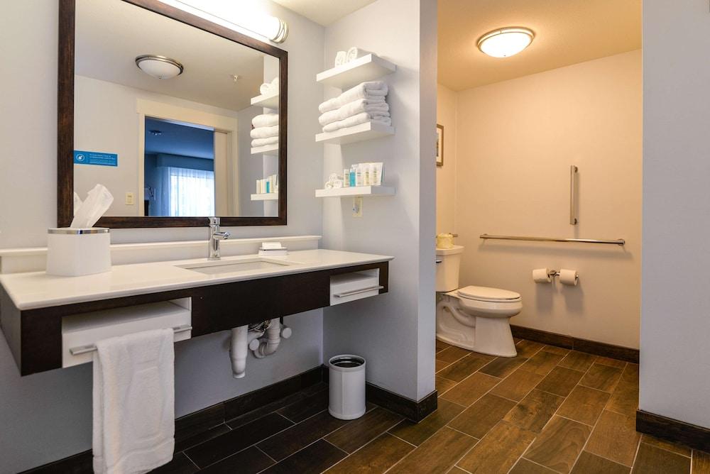 Hampton Inn Brighton photo 44