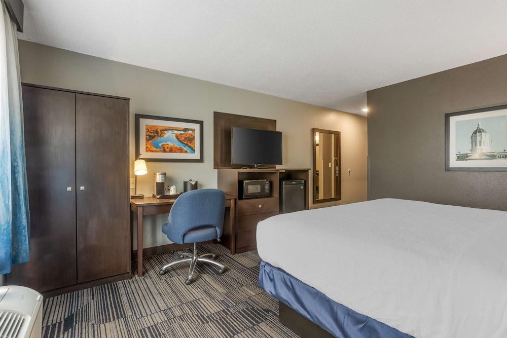 Best Western Plus Columbia Inn photo 29